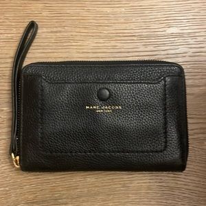 Marc jacobs wristlet